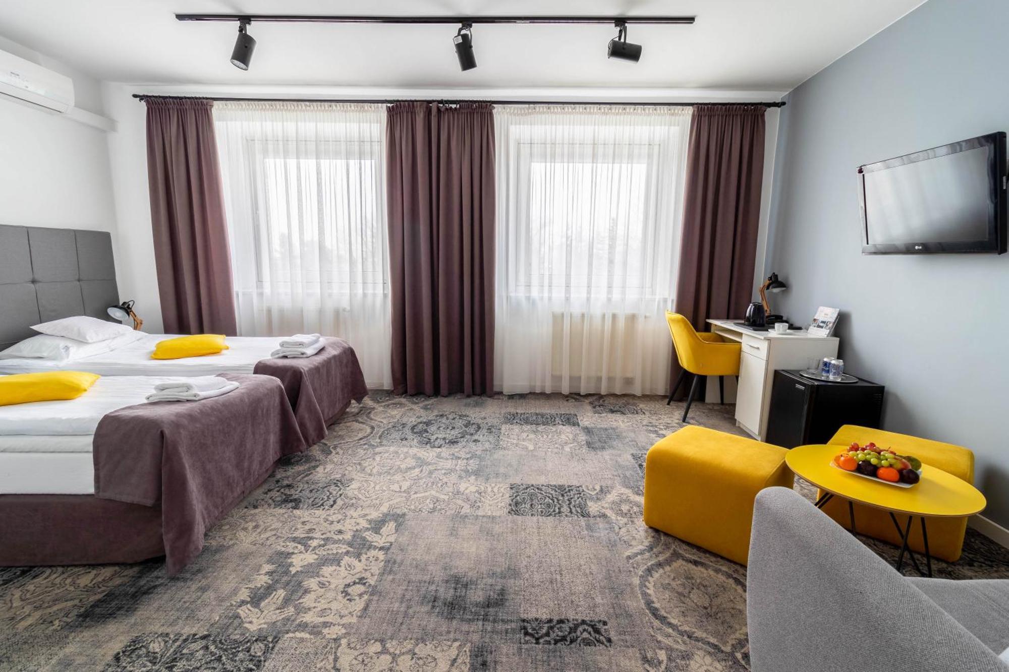 Hotel Nafta Krosno Luaran gambar