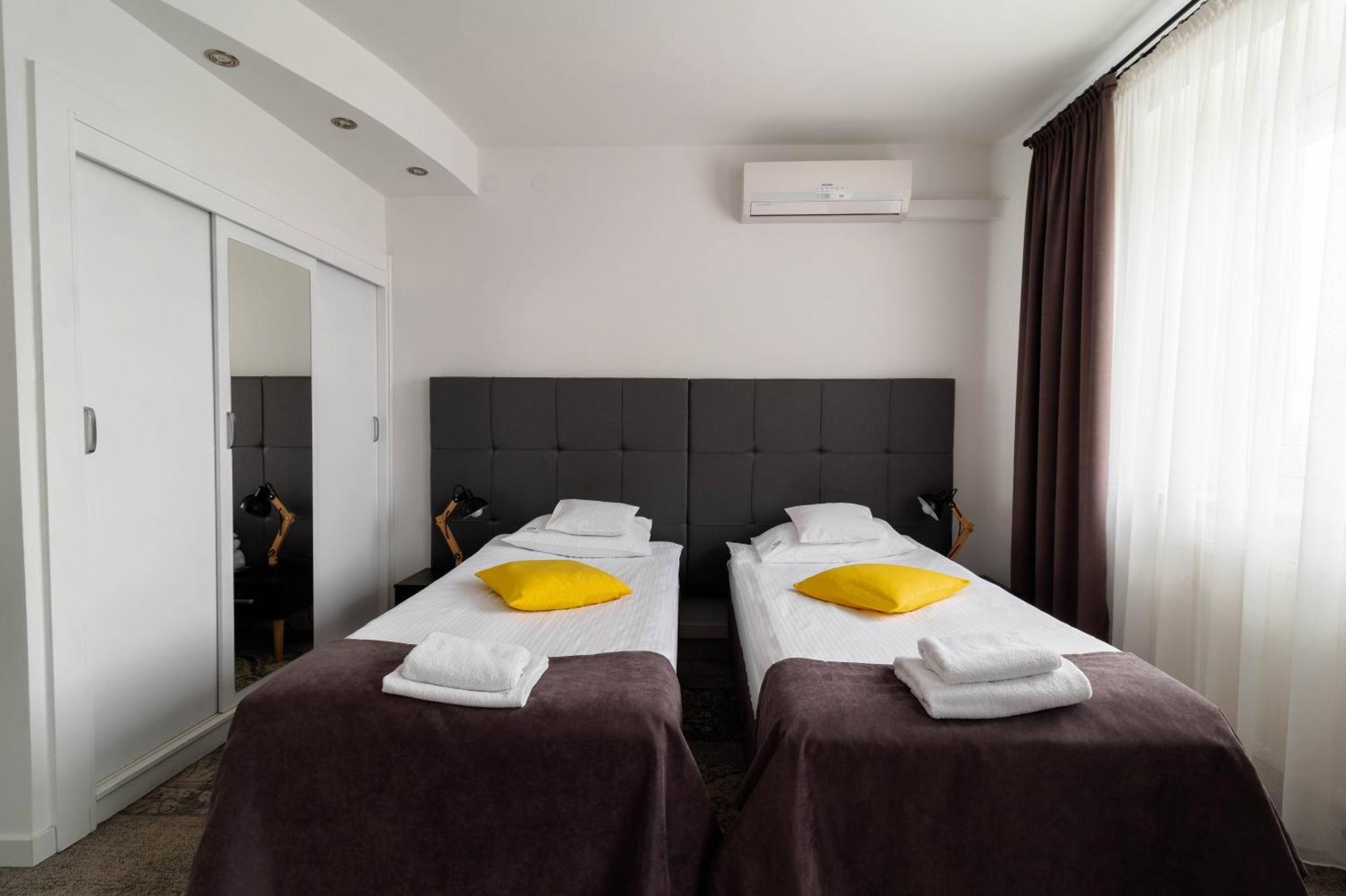 Hotel Nafta Krosno Luaran gambar
