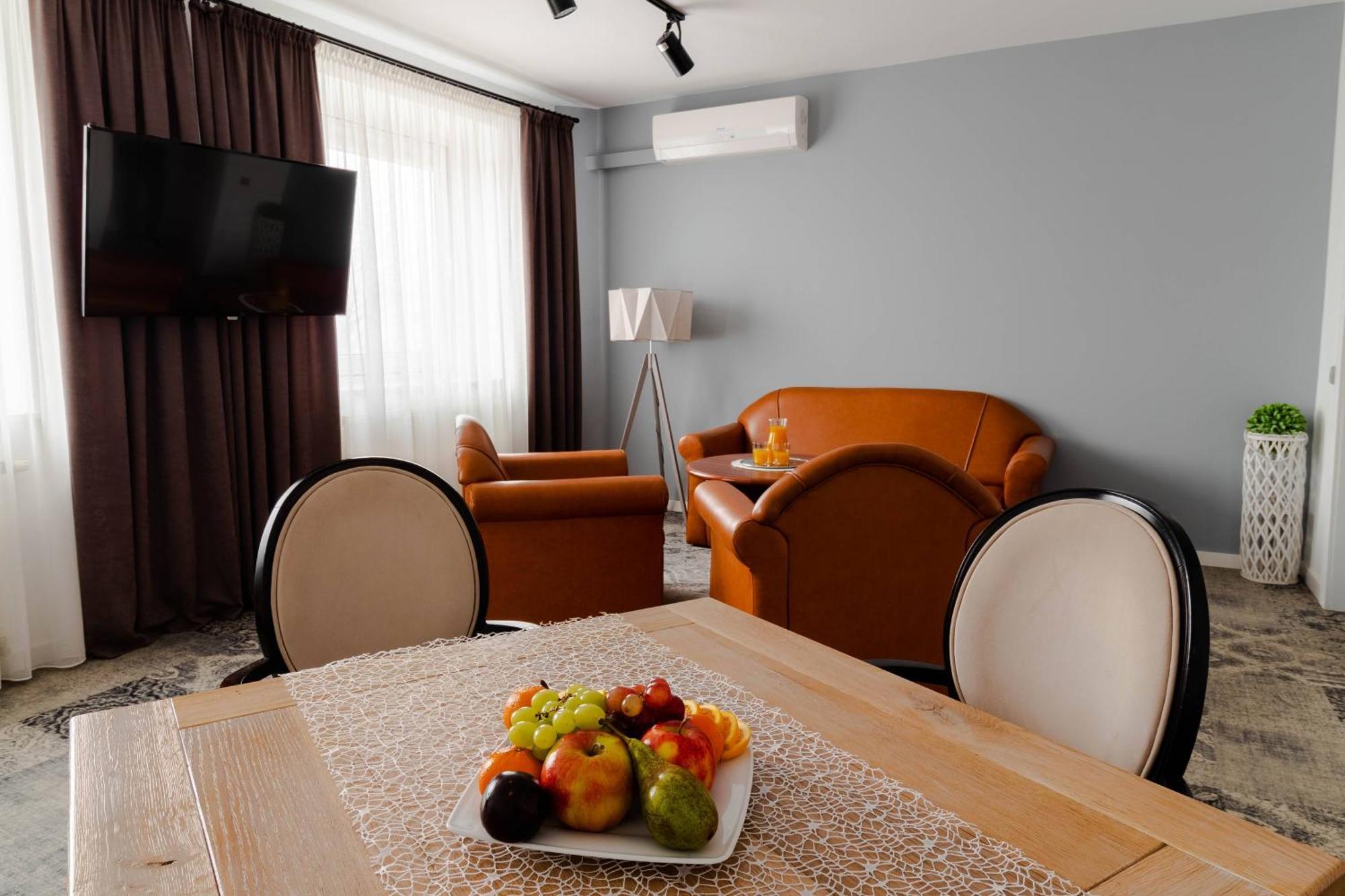 Hotel Nafta Krosno Luaran gambar