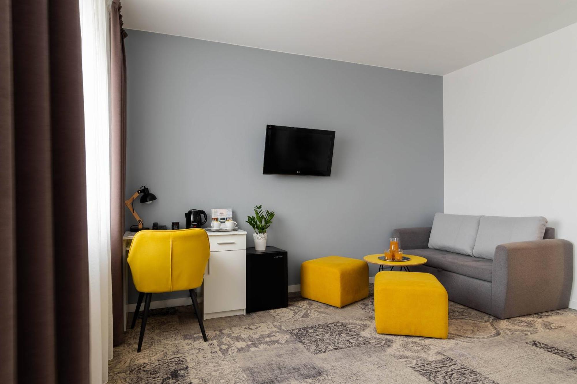 Hotel Nafta Krosno Luaran gambar