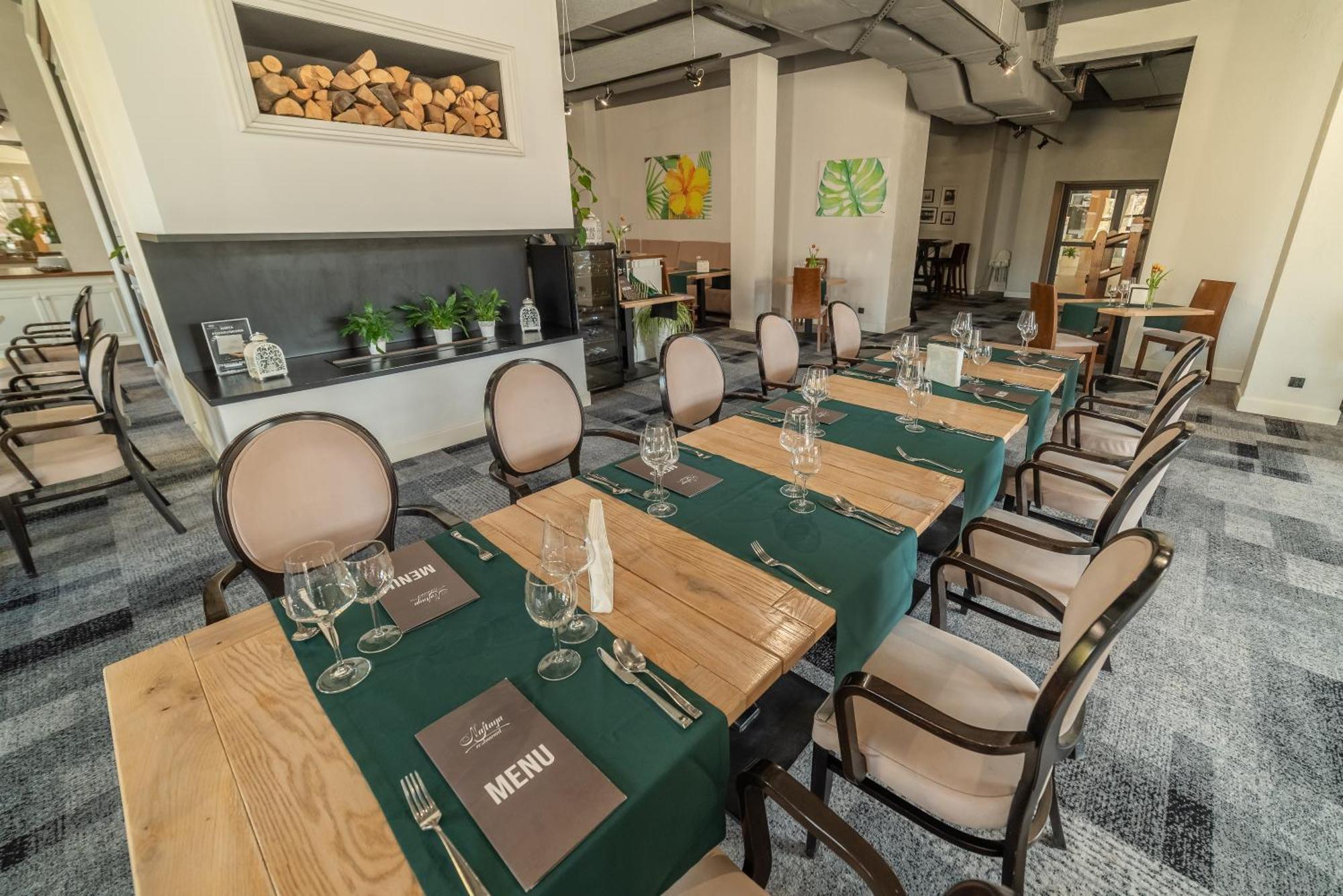 Hotel Nafta Krosno Luaran gambar