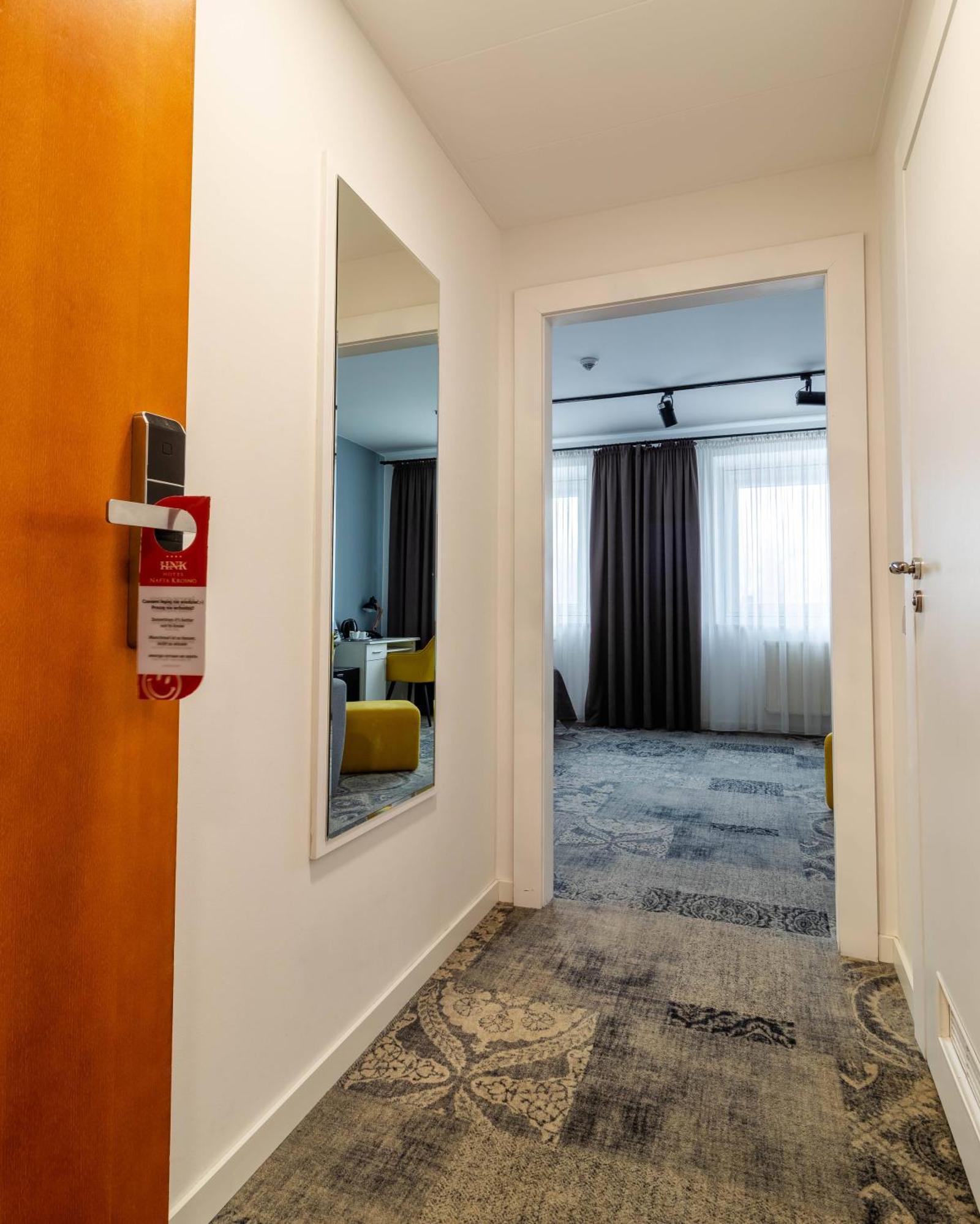 Hotel Nafta Krosno Luaran gambar
