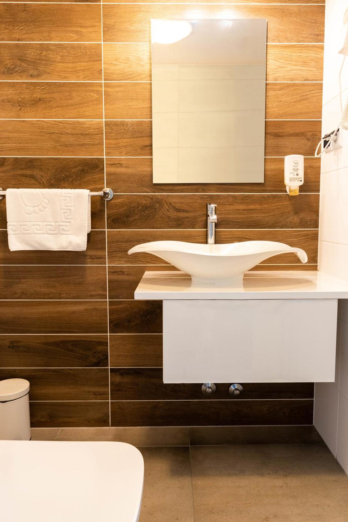 Hotel Nafta Krosno Luaran gambar