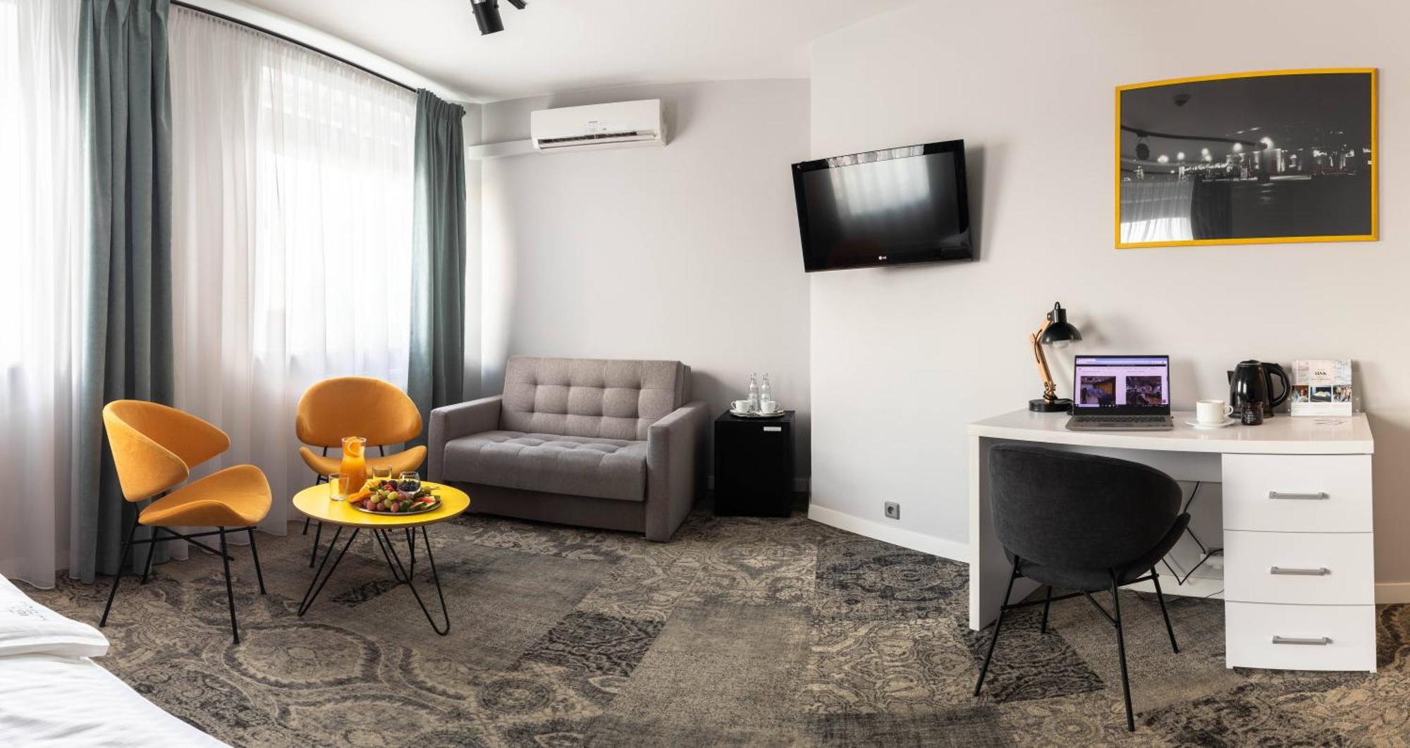 Hotel Nafta Krosno Luaran gambar